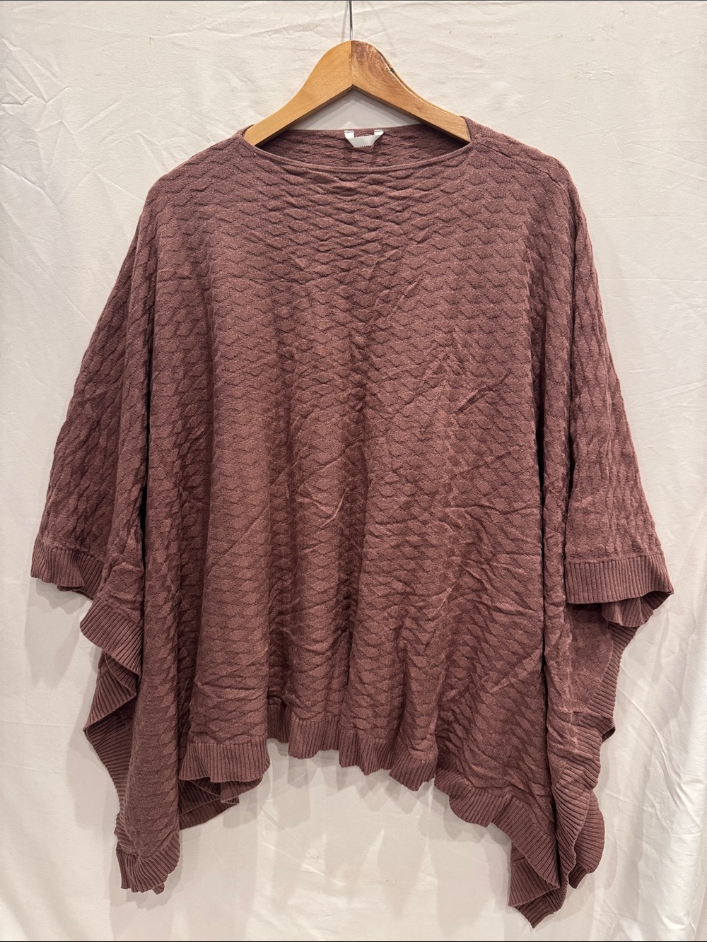 Women’s Rib-Trim Textured Poncho Sweater - Mauve Size L